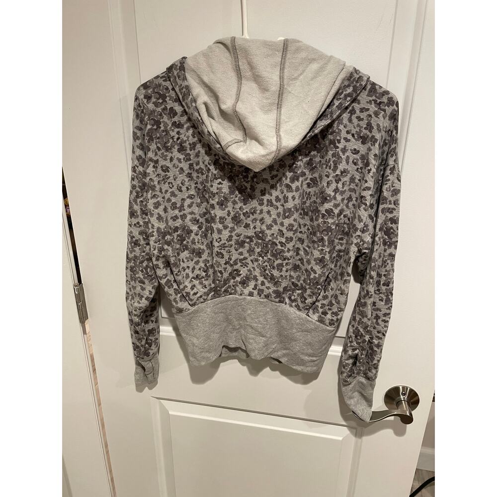 Athleta grey leopard print zip up size XXS - Picture 4 of 4